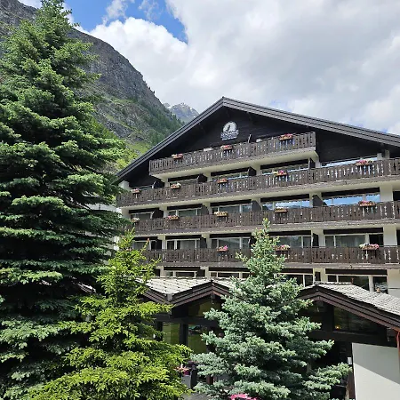 Hotel Le Mirabeau &