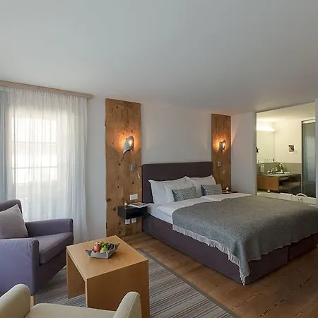 Hotel Le Mirabeau &