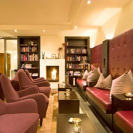 Hotel Le Mirabeau & 4*