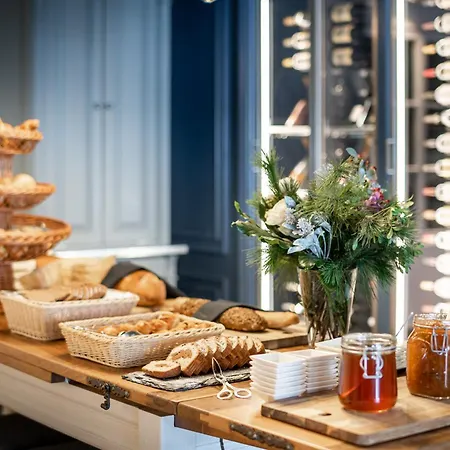 فندق Le Mirabeau &