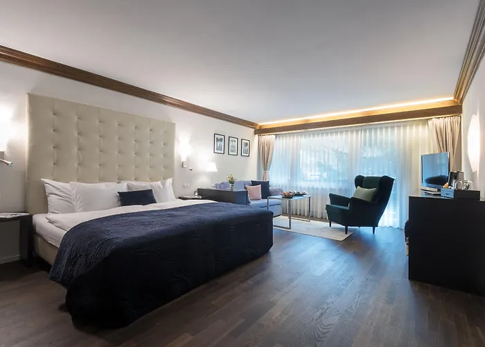 Le Mirabeau & Hotel 4*