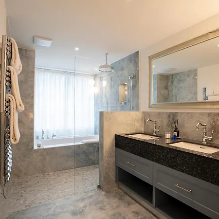 Le Mirabeau Hotel&spa 4*
