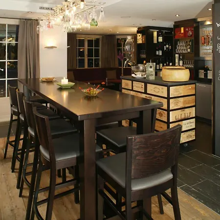 Le Mirabeau & 호텔 4*